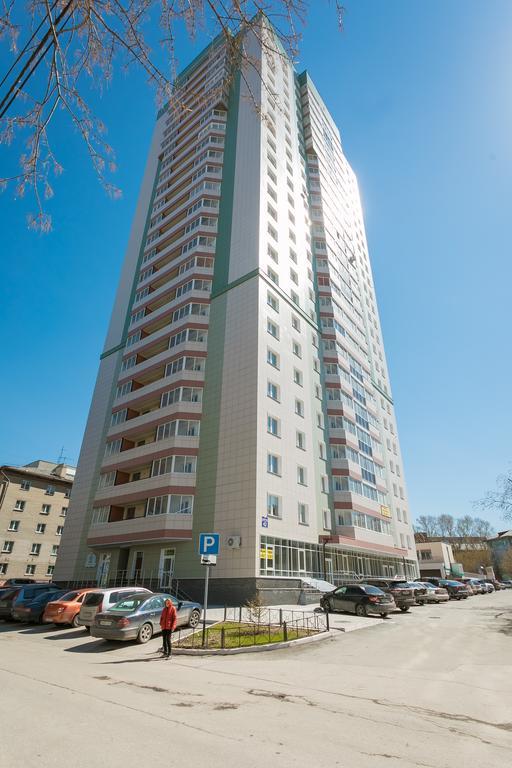Narayana Apartments On Sibirskaya 42 Νοβοσιμπίρσκ Εξωτερικό φωτογραφία
